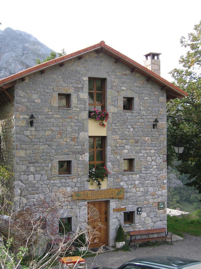 Albergue Pena Castil Sotres Ngoại thất bức ảnh